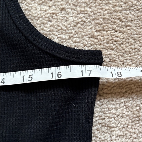 Hot Topic Tank Top - Picture 5 of 6